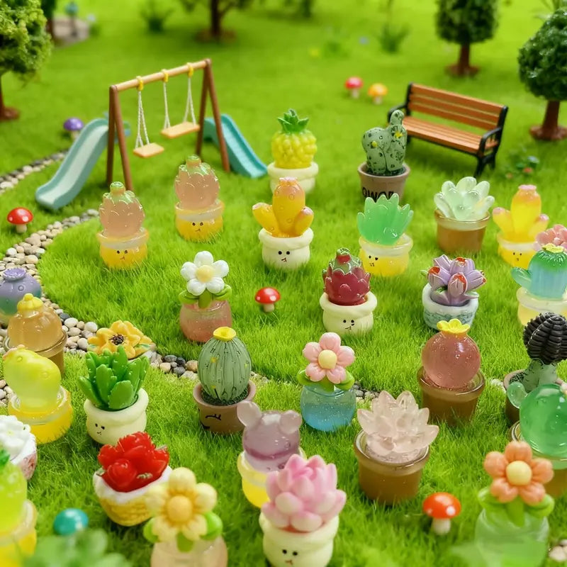 Mini Resin Succulent Cactus Blind Bag Figures, Glow in The Dark Cute Potted Plant Ornaments