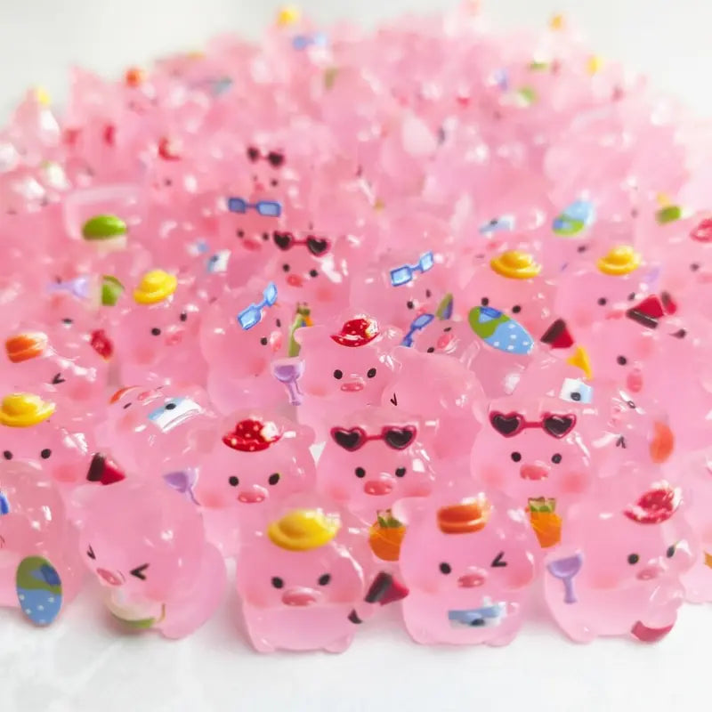 Mini Luminous Pink Pig Figurines, Glow in The Dark Beach Style Tiny Pig Resin Miniature