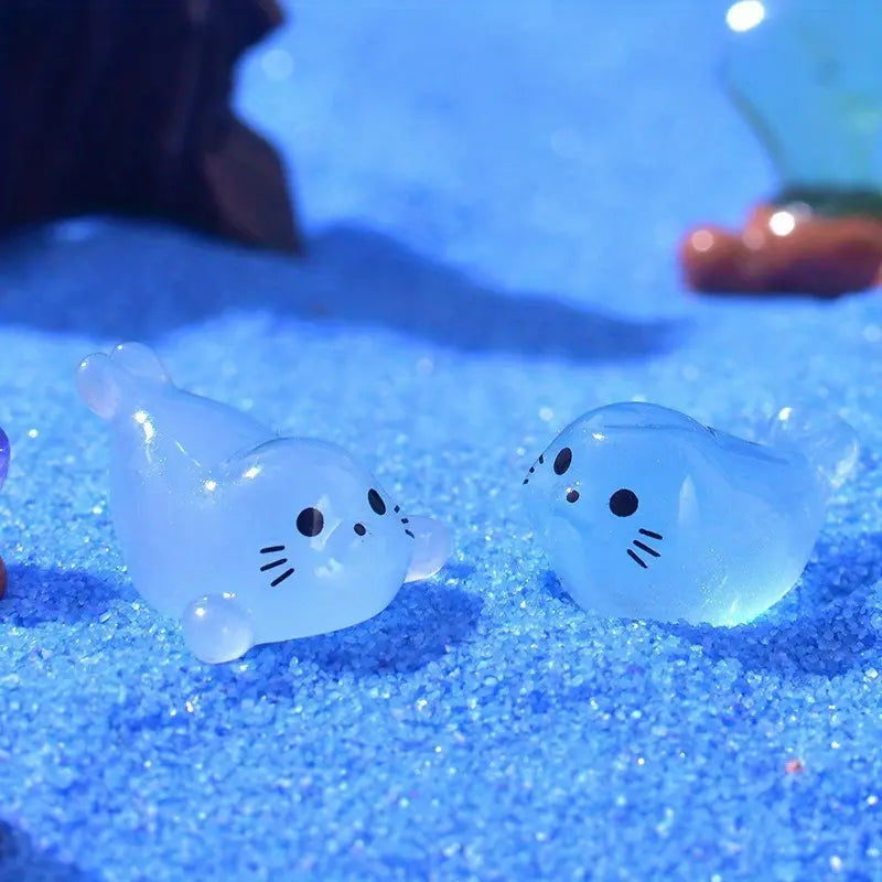 Luminous Cute Mini Seal Resin Figurines, Glow in The Dark Tiny Seal Ornaments