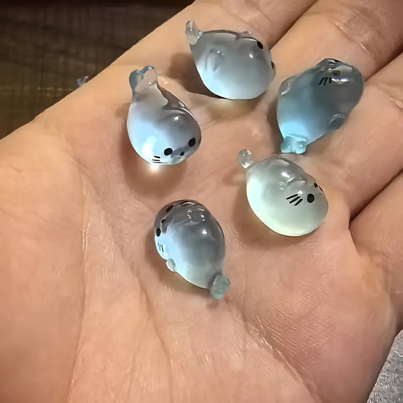 Luminous Cute Mini Seal Resin Figurines, Glow in The Dark Tiny Seal Ornaments
