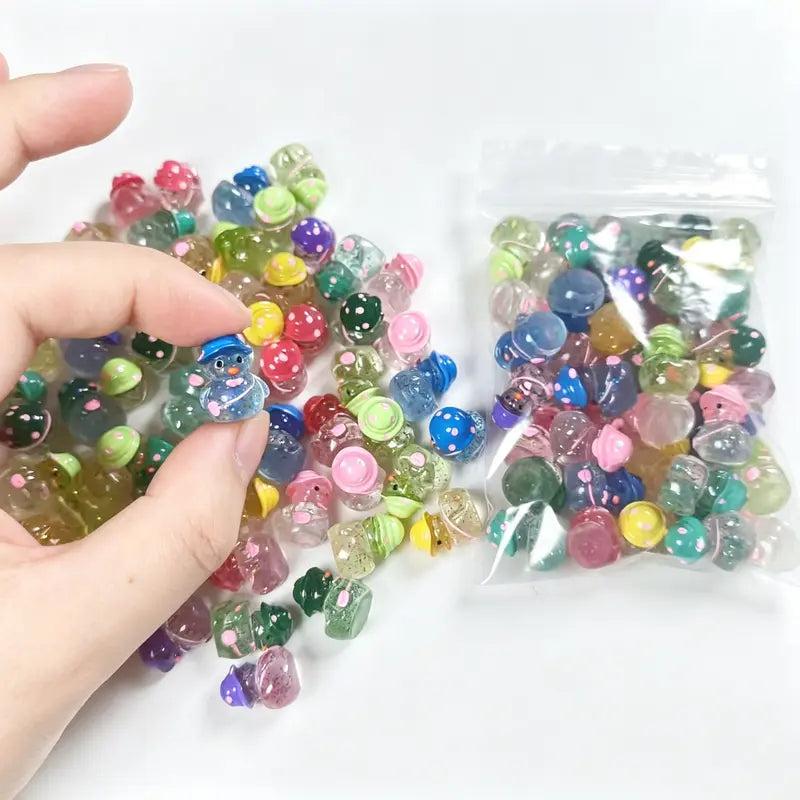 Cute Glow in The Dark Mini Duck Figurines, Resin Sparkle Miniature Duck with Hat for DIY Decoration