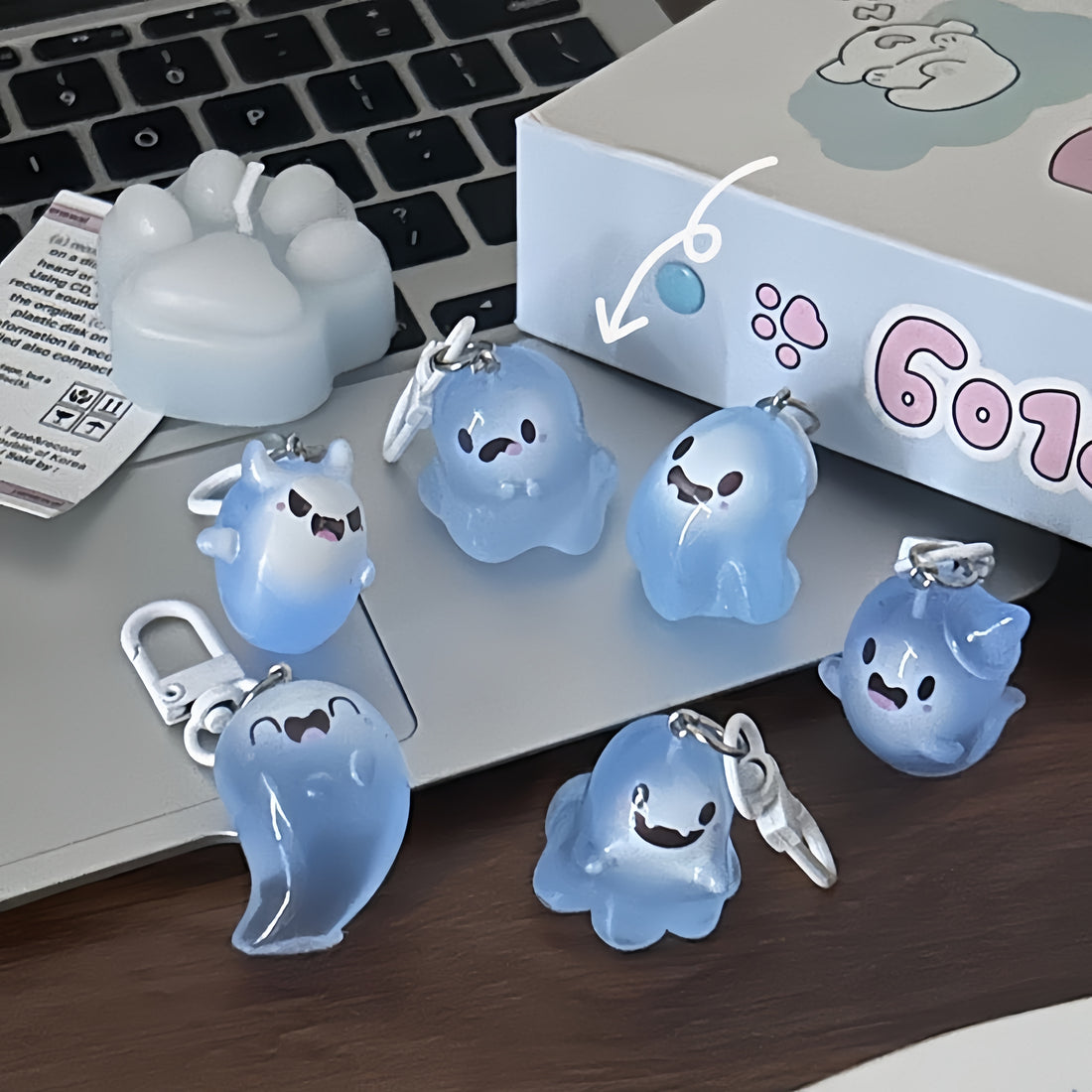 Cute 3D Gradient Little Ghost Keychain, Halloween Cartoon Charm Pendant
