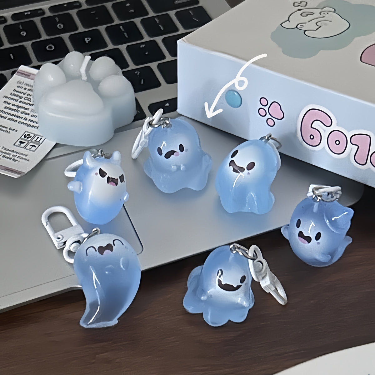 Cute 3D Gradient Little Ghost Keychain, Halloween Cartoon Charm Pendant