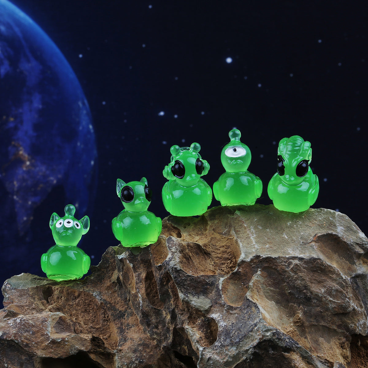Glow in The Dark Alien Mini Duck Figurines, Resin Space Themed Decor