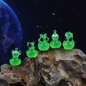 Glow in The Dark Alien Mini Duck Figurines, Resin Space Themed Decor