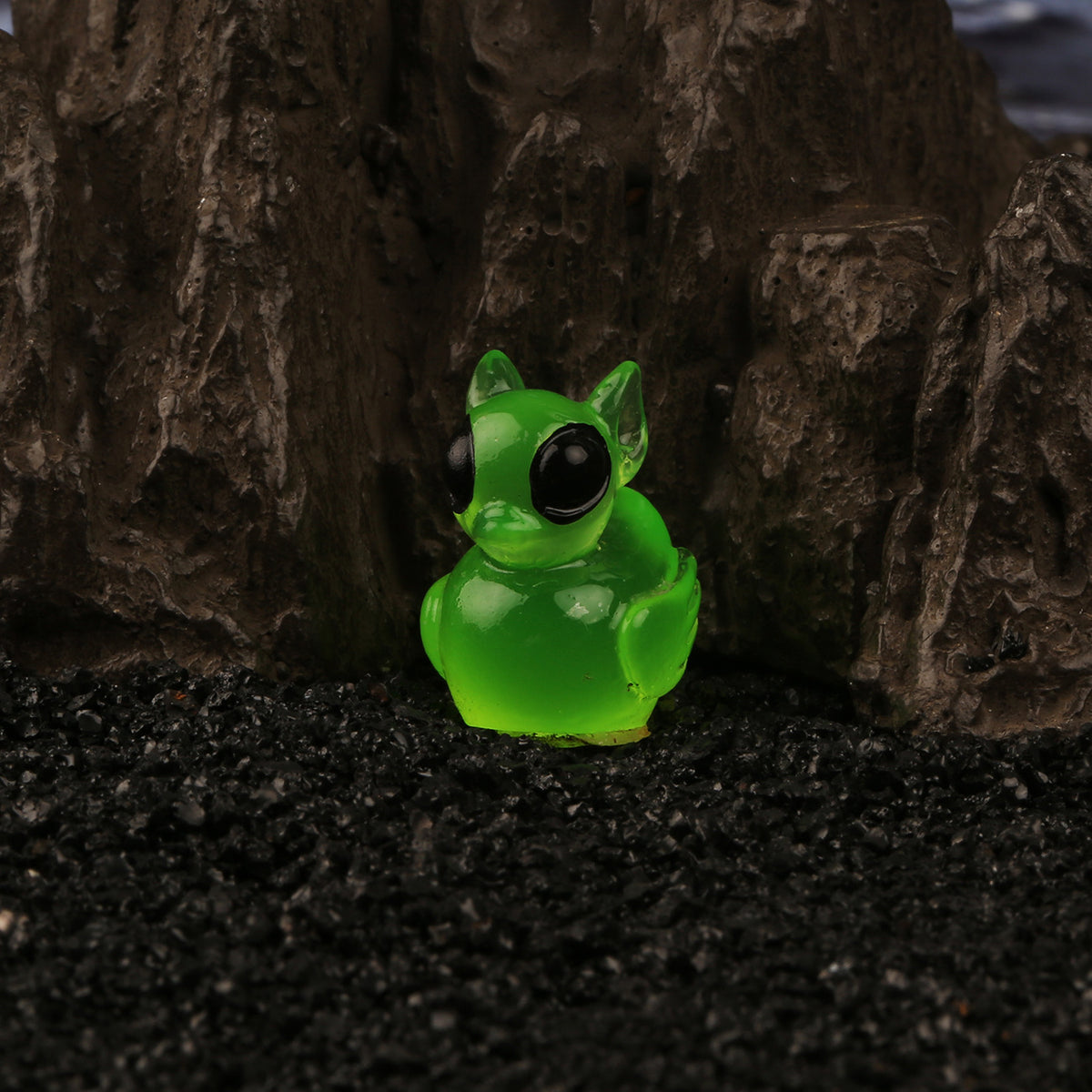 Glow in The Dark Alien Mini Duck Figurines, Resin Space Themed Decor