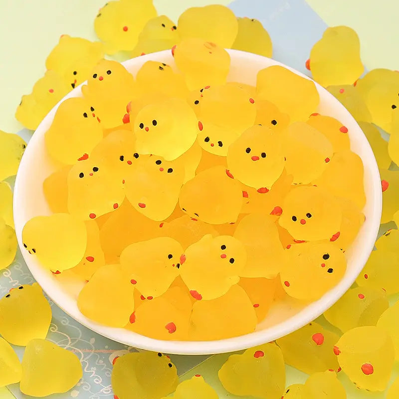 Mini Luminous Chick Figurines, Cute Glow in The Dark Tiny Chicken Resin Miniature