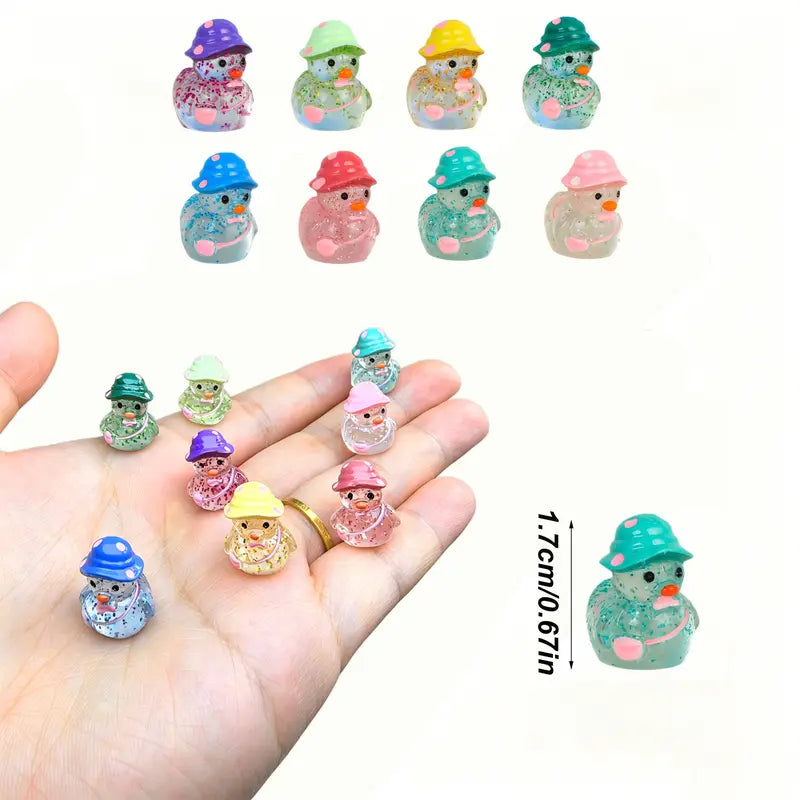 Cute Glow in The Dark Mini Duck Figurines, Resin Sparkle Miniature Duck with Hat for DIY Decoration